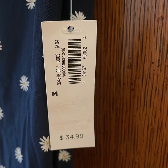 Old Navy short blue dress with daisy pattern in polyester - Picture 9 of 9